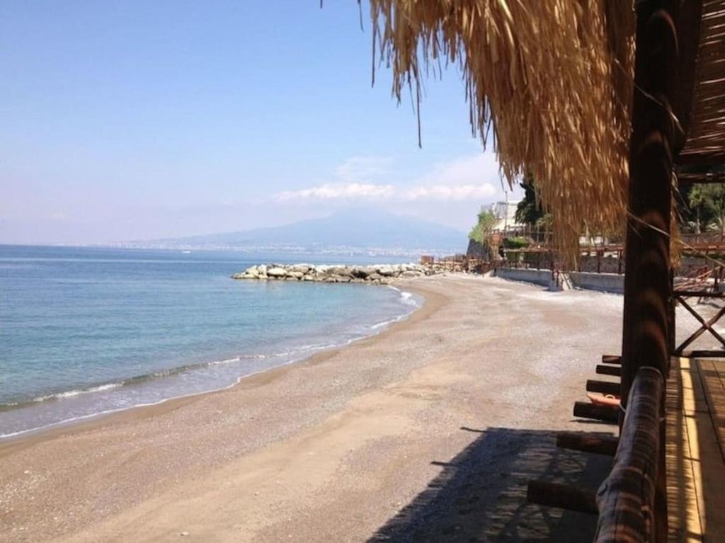 Villa Bikini On Sorrento Coast فيكو إيكوينس المظهر الخارجي الصورة