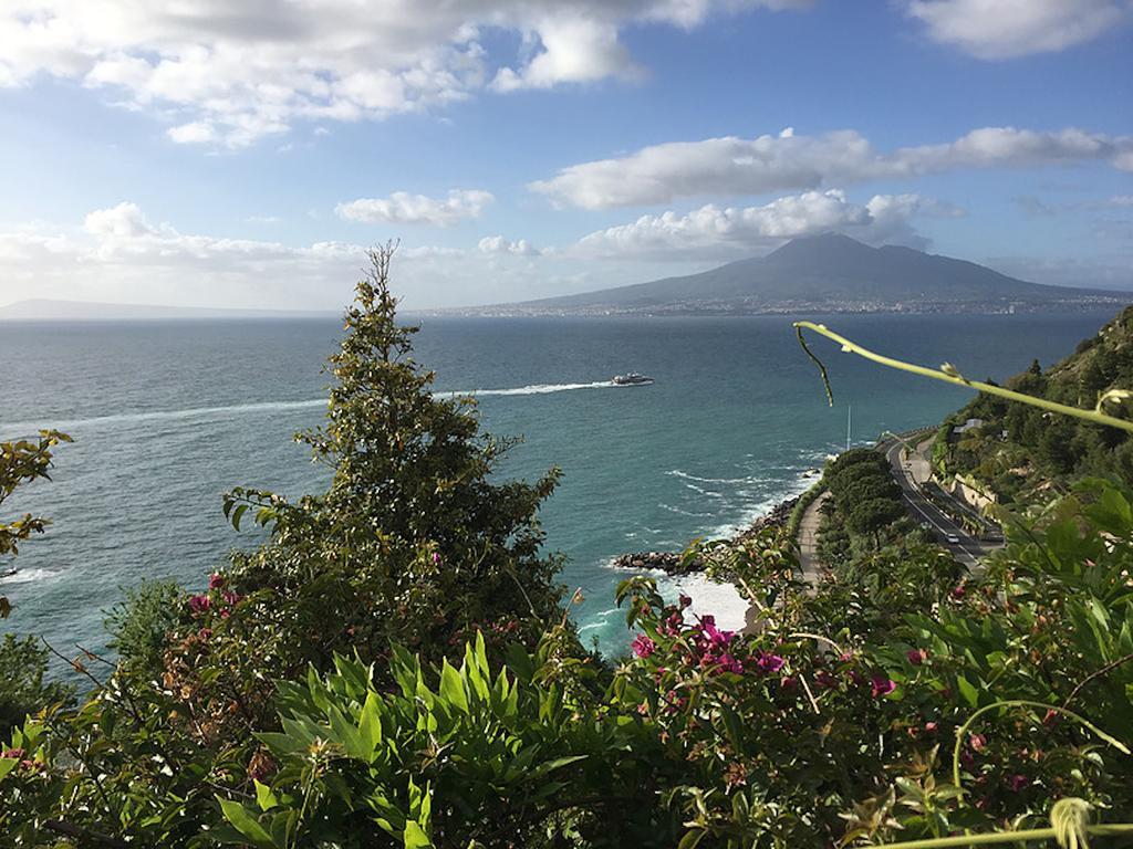 Villa Bikini On Sorrento Coast فيكو إيكوينس المظهر الخارجي الصورة